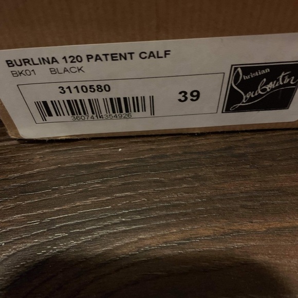 Never worn - Picture 7 of 8